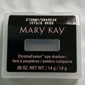 Mary Kay ChromaFusion Eye Shadow - Stormy Gray